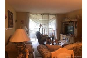 900 Colony Point Cir, Pembroke Pines, FL 33026, Sold 12/19/19
