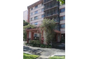 20850 San Simeon Way, Miami, FL 33179, Sold 03/11/20