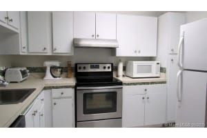 20850 San Simeon Way, Miami, FL 33179, Sold 03/11/20