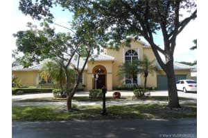 8245 NW 156th Terrace, Hialeah, FL 33016, Sold 08/18/20