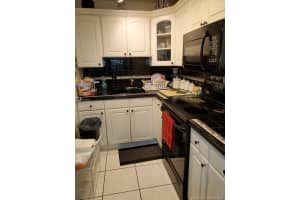 8321 NW 7th St, Miami, FL 33126, Sold 11/12/19