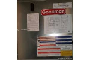 8321 NW 7th St, Miami, FL 33126, Sold 11/12/19