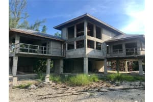 32 N Bounty Ln, Key Largo, FL 33037, Sold 06/19/20