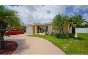9725 NW 83rd St, Tamarac, FL 33321, Sold 02/25/20