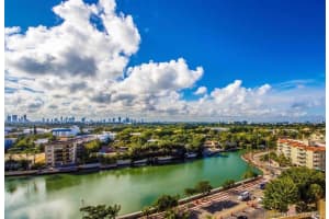 2555 Collins Ave, Miami, FL 33140, Sold 09/15/20