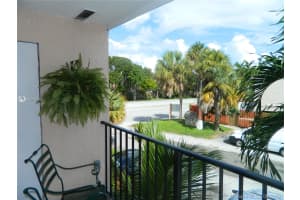 910 SW 82nd Cir Ln, Miami, FL 33193, Sold 12/31/19