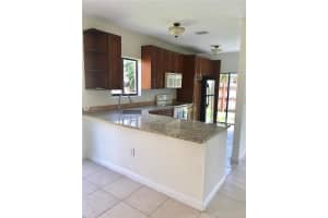 19021 NW 80th Ct, Hialeah, FL 33015, Sold 10/18/19