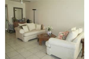 400 Leslie Dr, Hallandale Beach, FL 33009, Sold 12/08/20