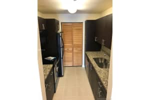8783 NW 39th St, Sunrise, FL 33351, Sold 01/08/20