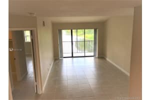 8783 NW 39th St, Sunrise, FL 33351, Sold 01/08/20