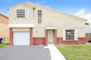 8615 NW 193rd Ln, Hialeah, FL 33015, Sold 01/16/20