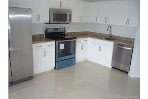 16236 SW 75th St, Miami, FL 33193, Sold 01/23/20