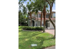 16502 SW 48th Terrace, Miami, FL 33185, Sold 10/28/19