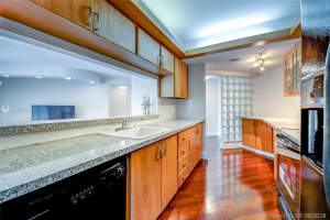 21085 NE 34th Ave, Aventura, FL 33180, Sold 10/09/20