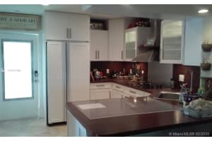 450 Paradise Isle Blvd, Hallandale Beach, FL 33009, Sold 04/07/20