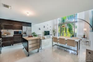6000 Collins Ave, Miami Beach, FL 33140, Sold 10/25/19