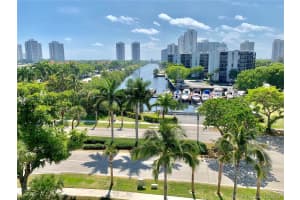 3375 N Country Club Dr, Miami, FL 33180, Sold 11/18/19