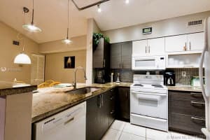 3013 N Oakland Forest Dr, Oakland Park, FL 33309, Sold 11/15/19