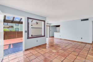 10010 NW 9th St Cir, Miami, FL 33172, Sold 12/17/19