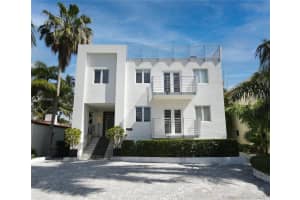 215 Palm Ave, Miami Beach, FL 33139, Sold 07/01/21