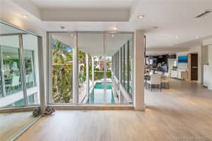 215 Palm Ave, Miami Beach, FL 33139, Sold 07/01/21