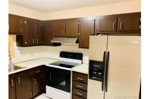11905 NE 2nd Ave c201, North Miami, FL 33161, Sold 06/16/20