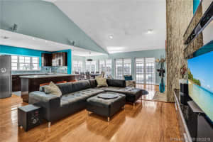 9941 NW 48th St Cir, Doral, FL 33178, Sold 10/10/19