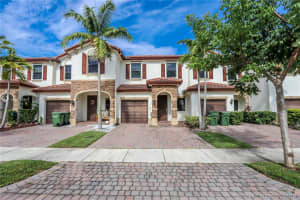 390 NE 37th Ave, Homestead, FL 33033, Sold 10/17/19