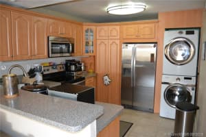 15430 SW 81st Cir Ln, Miami, FL 33193, Sold 10/18/19