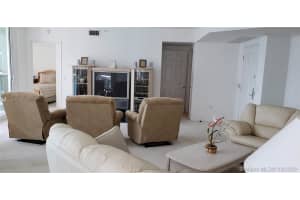 3370 Hidden Bay Dr, Aventura, FL 33180, Sold 07/15/21