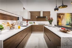 6105 Laguna Dr W, Miami Beach, FL 33141, Sold 09/25/20