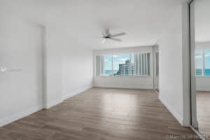 5333 Collins Ave PH 2, Miami Beach, FL 33140, Sold 11/08/19