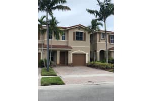 120 Riverwalk Cir, Sunrise, FL 33326, Sold 11/27/19