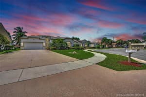 8550 Lake Cypress Rd, Lake Worth, FL 33467, Sold 10/31/19
