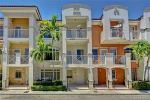 2743 NE 184th Way, Aventura, FL 33160, Sold 12/12/19
