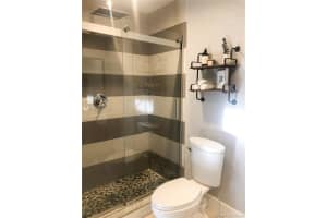18860 NW 86th Ave, Hialeah, FL 33015, Sold 10/23/19