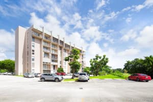 9682 Fontainebleau Blvd, Miami, FL 33172, Sold 10/07/19