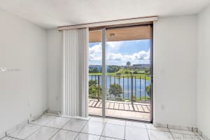 9682 Fontainebleau Blvd, Miami, FL 33172, Sold 10/07/19