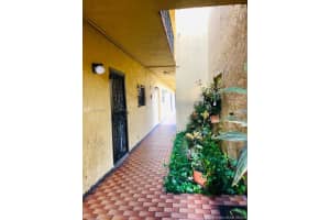 1555 W 44th Pl #105b, Hialeah, FL 33012, Sold 11/14/19