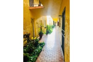 1555 W 44th Pl #105b, Hialeah, FL 33012, Sold 11/14/19