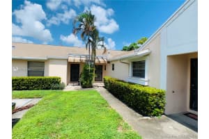 809 NE 214th Ln APT 3, Miami, FL 33179, Sold 10/25/19