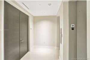 3250 NE 188th St, Aventura, FL 33180, Sold 04/01/20