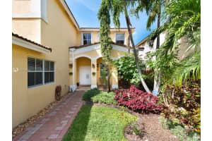 9441 NW 45th St, Doral, FL 33178, Sold 11/26/19
