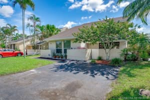 4020 SW 84th Terrace, Davie, FL 33328, Sold 12/02/19