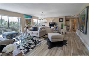 600 NE 14th Ave, Hallandale Beach, FL 33009, Sold 11/20/19