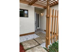 13198 SW 10th Ln, Miami, FL 33184, Sold 10/04/19