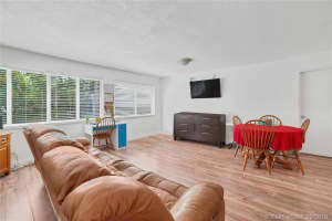 9971 W Bay Harbor Dr, Bay Harbor Islands, FL 33154, Sold 12/20/19