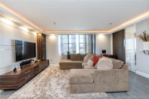 665 NE 195th St, Miami, FL 33179, Sold 11/06/19