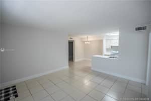 10477 NW 7th St, Pembroke Pines, FL 33026, Sold 12/06/19