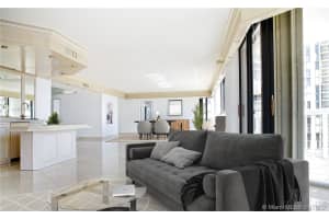 20185 E Country Club Dr, Aventura, FL 33180, Sold 03/13/20
